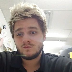 Meet your Posher, Quintin